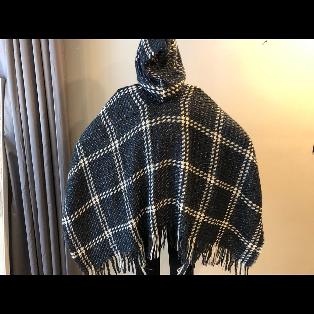 Shawl - Picture 8 of 8